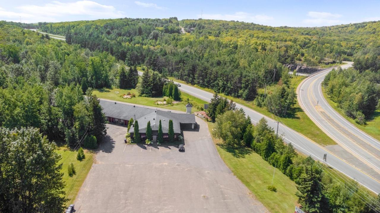 Auberge Pique Nique Shawinigan Exterior foto